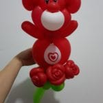 Balloon-Sculptute-Red-Care-Bear-with-Roses