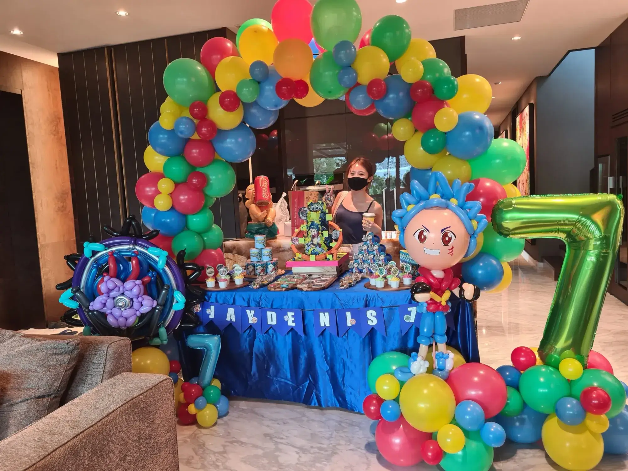 Beyblade Balloon Table Arch Decoration