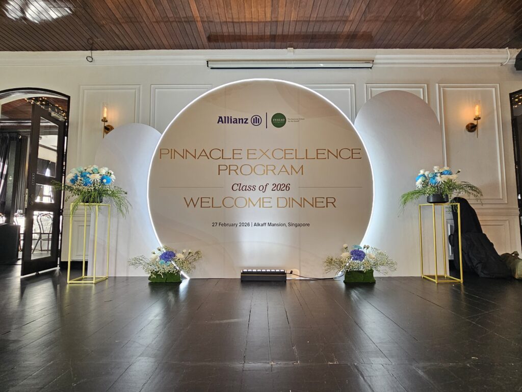 corporate-welcome-dinner-backdrop-singapore-allianz-insead