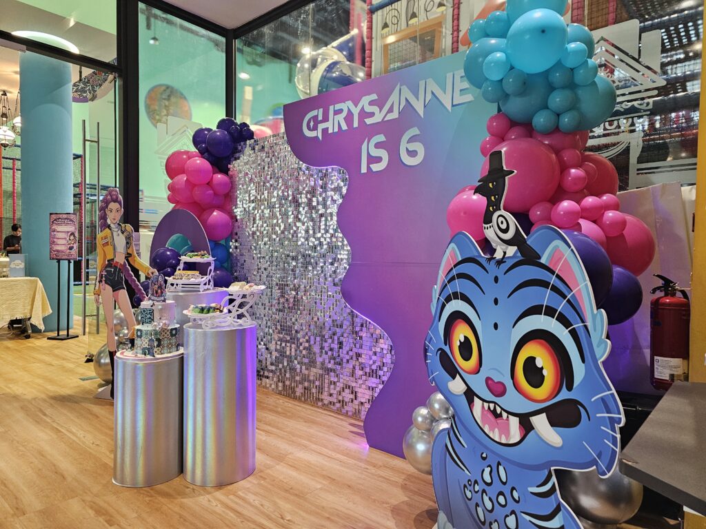 customized balloon decoration Singapore kids birthday setup