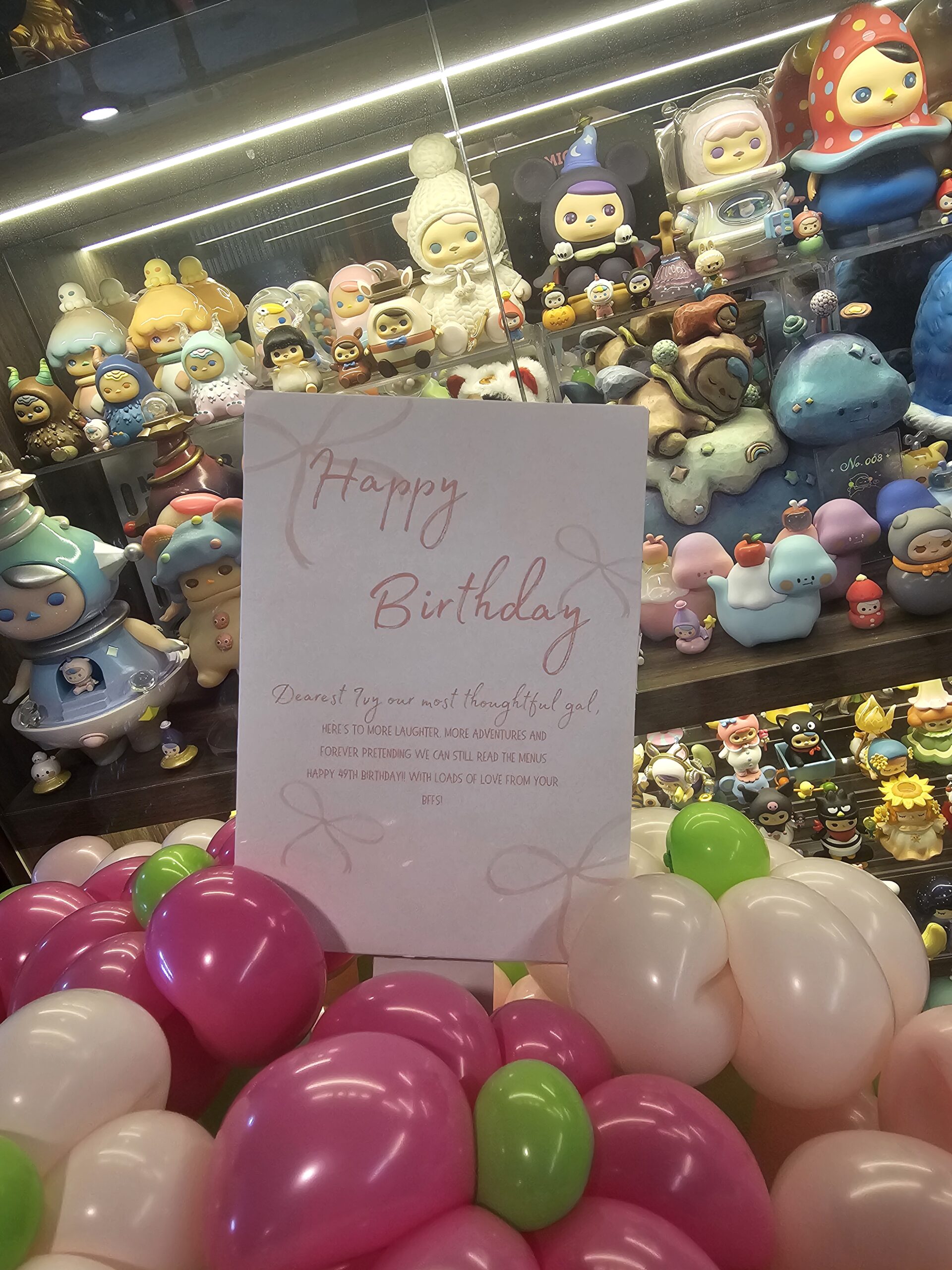 Birthday card with pink balloon flower bouquet Singapore for thoughtful friend